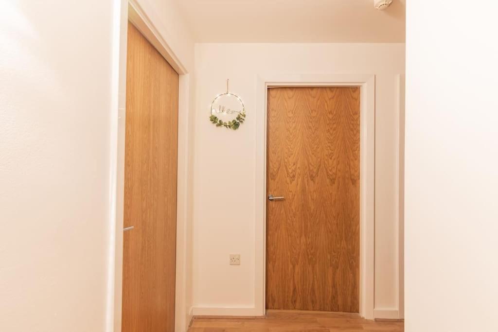 Cosy, Modern City Centre Apartment Free Parking Leicester Exterior photo