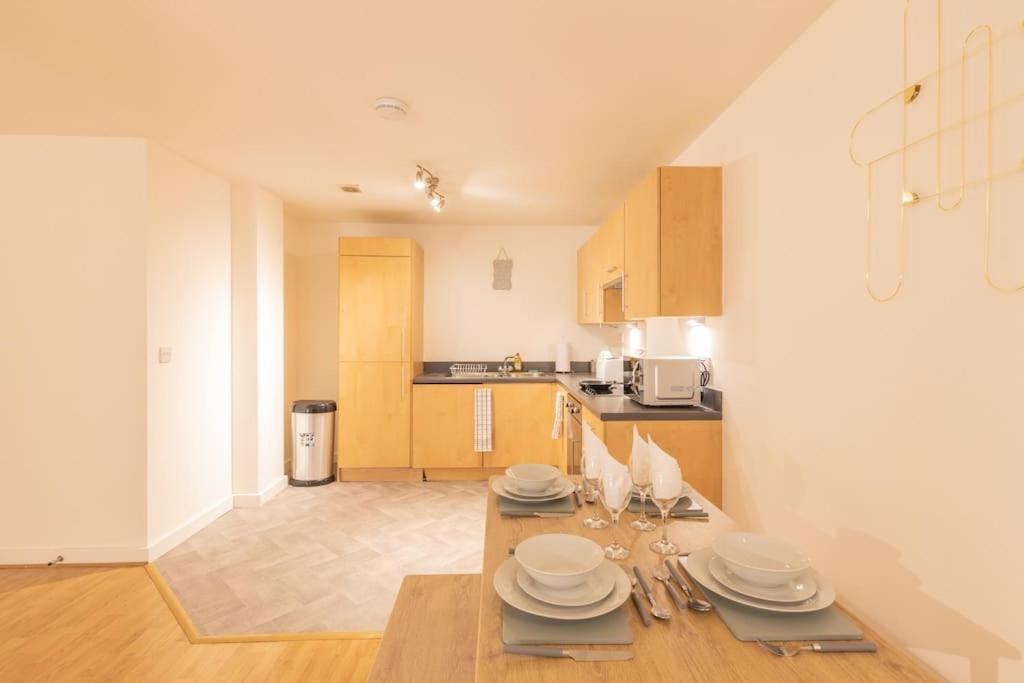 Cosy, Modern City Centre Apartment Free Parking Leicester Exterior photo